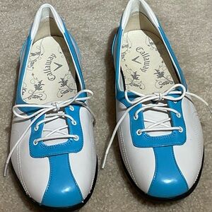 Callaway Women's Stylish Blue and White, short toe golf flat.